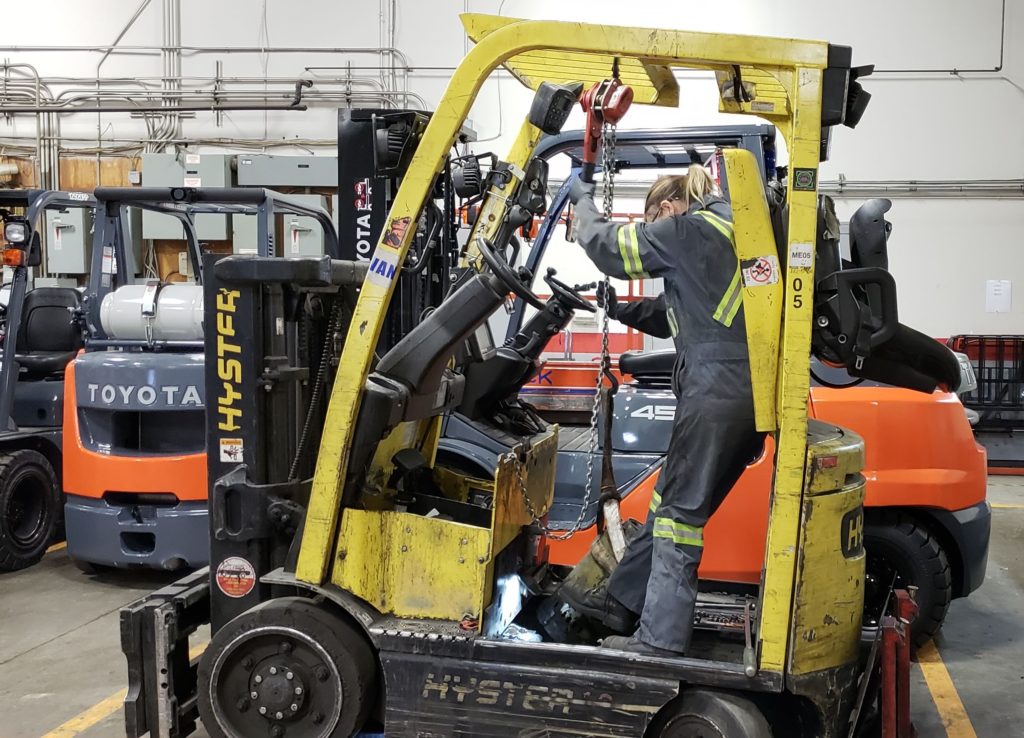 Forklift Repair Shop Western Materials Handling Equipment