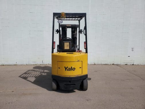 13874 Yale 4-Wheel Electric Forklift - back