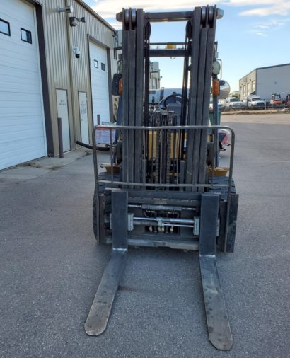Used Cat P1000 Pneumatic Forklift - Front