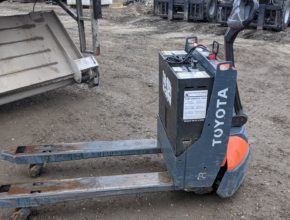 Used Electric Toyota Power Jack - Side