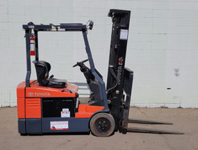 Used Toyota 3-Wheel Electric Forklift - Right Side