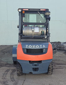 Used Toyota 8FGU25 Forklift - Back