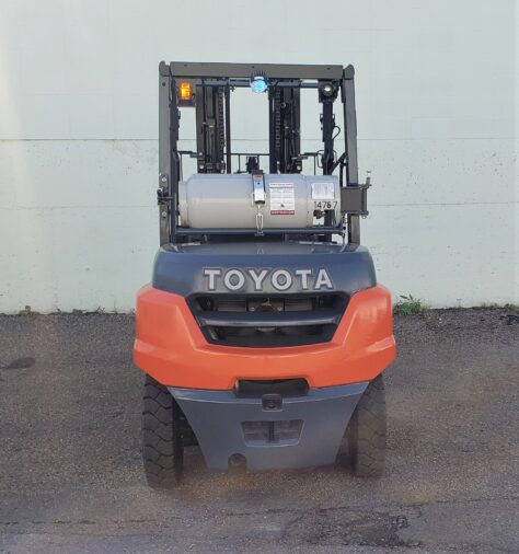 New Toyota 8FG35U Pneumatic Forklift - Back
