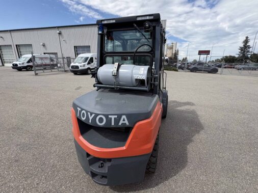 Used 2020 TOYOTA 8FGU32 Forklift Available from Western Materials Handling and Equipment in Alberta, and locations throughout Alberta