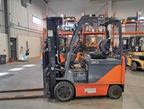 Used 2018 TOYOTA Electric FORKLIFT 8FBCU20 for sale available through WestMat in Alberta (Western Materials Handling & Equipment)