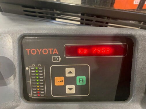 Used Toyota Electric Reach Truck Available for Sale in Alberta, Canada