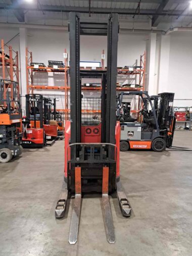Used Raymond 750-R45TT Electric Reach Truck For Sale 2016 Alberta Edmonton Western Materials Handling WestMat