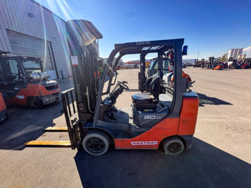 Used toyota fgcu30 6000 pound forklift IC Cushion forklift WestMat Calgary Alberta