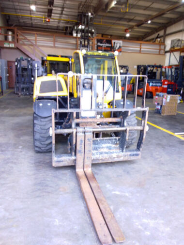Used Load Lifter Reach Truck for Sale WestMat Western Materials Handling Medicine Hat Alberta